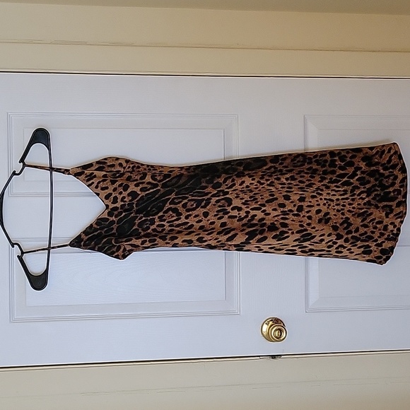 Forever 21 leopard slip dress - Picture 2 of 6
